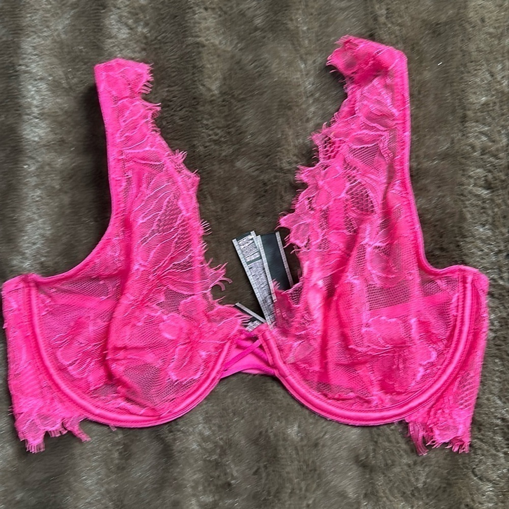 VICTORIAS SECRET Very Sexy Unlined Plunge Hot Pink Sz 32D